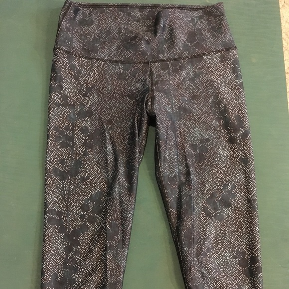 InnerFire Leggings - Picture 1 of 4